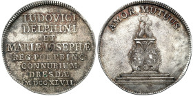 Augustus III the Sas 
August III Sas. Gulden (2/3 Taler (thaler)a) 1747 Drezno Ślub księżniczki Marii Józefiny 

Aw.: Napis w ośmiu wierszach LUDOV...