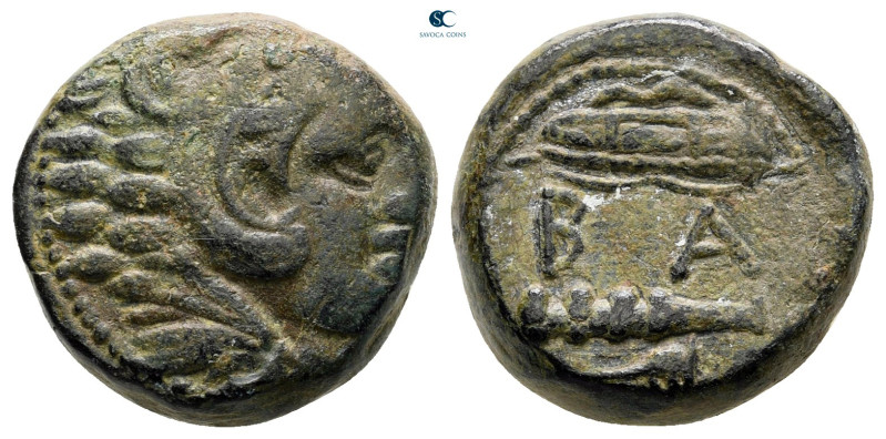 Kings of Macedon. Uncertain mint. Alexander III "the Great" 336-323 BC. 
Bronze...
