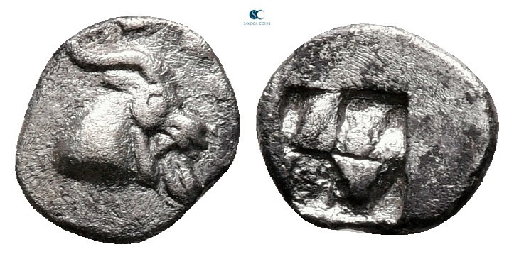 Thraco-Macedonian Tribes. Uncertain circa 500-450 BC. 
Hemiobol AR

5 mm, 0,3...