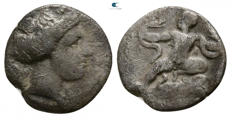 Bruttium. Kroton circa 390 BC. 
Diobol AR

10mm., 0,97g.

Head of Persephon...