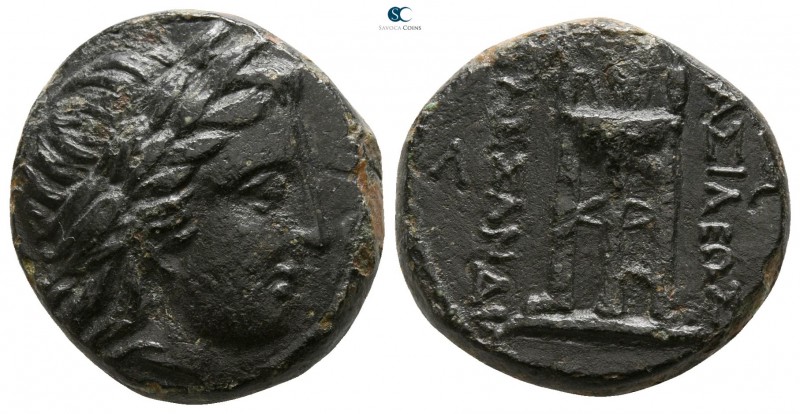 Kings of Macedon. Kassander 306-297 BC. 
Bronze Æ

17mm., 6,12g.

Laureate ...