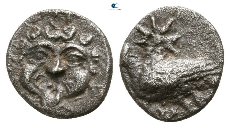 Troas. Abydos 480-450 BC. 
Obol AR

7mm., 0,50g.

Eagle standing left, star...