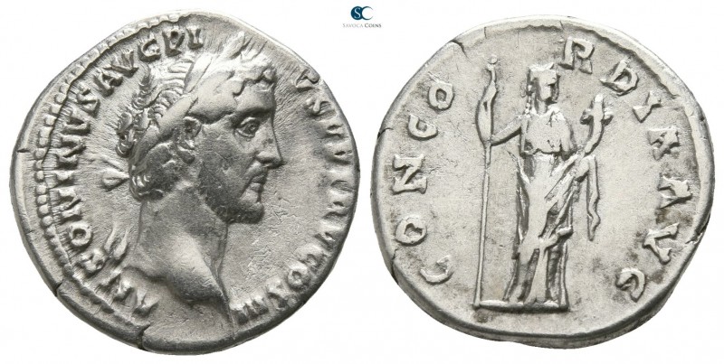 Antoninus Pius AD 138-161. Struck AD 140-144. Rome
Denarius AR

16mm., 2,98g....