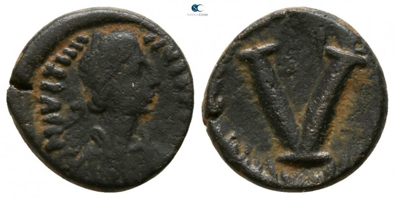 Justin II AD 565-578. Rome
Pentanummium Æ

12mm., 1,72g.

D N IVSTINIANVS P...