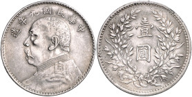 China-Republik. 
1 Dollar, Jahr 9 (1920), Silber, Brb. von Yuan Shikai li./Wertangabe zwischen Reisrispen, 26,74 g. KM&nbsp;329.6, Schön&nbsp;33.

...