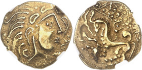 GAULE
Parisii. statère, classe V au décor en dents de loup ND (60-40 av. J.-C.).
NGC XF 5/5 4/5 (5785799-004).
Av. Profil à droite, chevelure simpl...