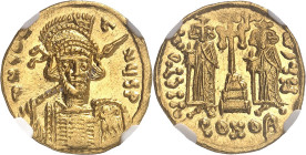 EMPIRE BYZANTIN
Constantin IV (668-685). Solidus, avec Héraclius et Tibère 674-680, Constantinople, 8e officine.
NGC MS 4/5 4/5 clipped (5788894-008...
