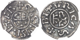 FRANCE / CAROLINGIENS
Charlemagne (768-814). Denier ND, Bourges.
NGC XF DETAILS SCRATCHED (5788890-098).
Av. + CARLVS REX FR. Croix cantonnée de qu...