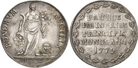 ITALIE
Venise, Paolo Renier (1779-1789). Oselle An I - 1779, Venise.
Av. BONORVM AVTRIX. L’Abondance debout à droite avec deux cornes d’abondance, u...