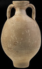 Antike Objekte
 kleiner zweihenkliger Krug aus beigefarbenem Ton, Höhe ca. 12,5 cm, Durchmesser max. ca. 7,5 cm