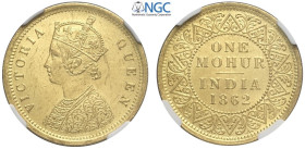 India-British, Victoria (1837-1901), Mohur 1862 Calcutta, "V" on bust, 2 Flowers, Au mm 26 in Slab NGC MS61 (cert. 5786580005)