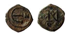 Pentanummium AE
6th century AD
19 mm, 2,20 g
