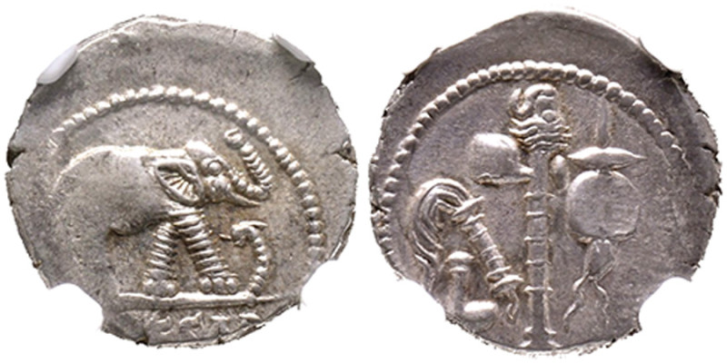 Julius Caesar 
Denarius, atelier militaire, 44 avant J.C. , AG 3.95 Ref : Craw. ...