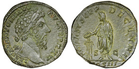 Marcus Aurelius 161 - 180
Sestertius, Rome, AE 25.47 g.
Avers : IMP M ANTONINVS AVG TR P XXV Tête laurée à droite Revers : VOTA SVSCEP DECENN II/ COS ...