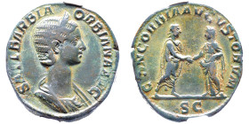 pour Orbiana Augusta, 225-227
Sestertius, Rome, 225, AE 23.40 g.
Avers : SALL BARBIA ORBIANA AVG Buste drapé à droite
Revers : CONCORDIA AVGVSTORVM / ...