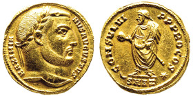 Galerius 305-311
Aureus, Antioche, 305-306, AU 5.30 g. 18.8 mm
Avers : MAXIMIA NVS AVGVSTVS. Buste lauré à droite.
Revers : CONSVLVI PPPROCOS. l'Emper...
