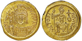 Justin II 565-578
Solidus, Ravenne, AU 4.36 g.
Ref : Hahn 20d, Ranieri 403 (R3)
Conservation : petits coups sinon NGC MS 5/5, 3/5