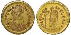 Baduila dit l'Immortel 541-552
au nom et au type de Justinien Ier
Solidus, Ticinum, AU 4.41 g.
Ref : MIB -
Conservation: NGC Choice AU 5/5, 4/5 lamina...