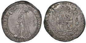 MANTOVA
Carlo I Gonzaga 1627-1637
Mezzo ducatone da 80 soldi, AG 15.09 g. Ref : MIR 647
Conservation : NGC MS 61. Top Pop le plus beau gradé