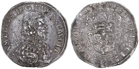 Vittorio Amedeo I 1630-1637
Ducatone, Torino o Vercelli, 1632, AG 31.99 g. Avers : V AMEDEVS D G DVX SABAVDIAE Busto corazzato, a destra, con sotto la...