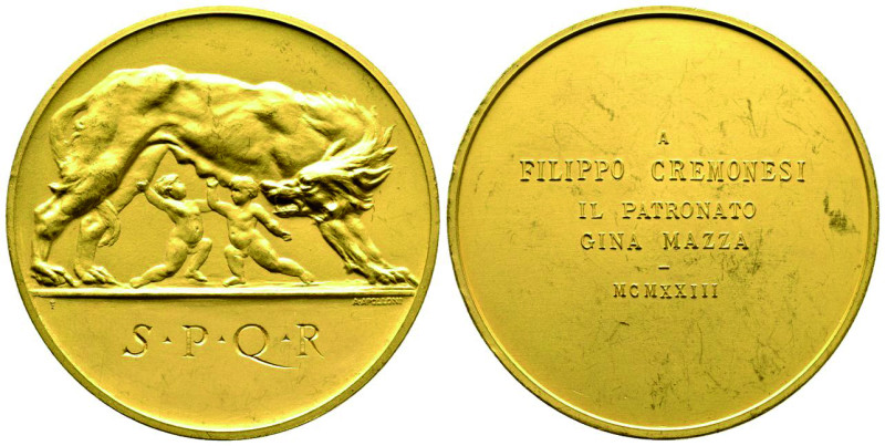 Médaille en or, 1923, AU 146 g. 60 mm opus A.Apolloni
Avers : S.P.Q.R. La louve ...