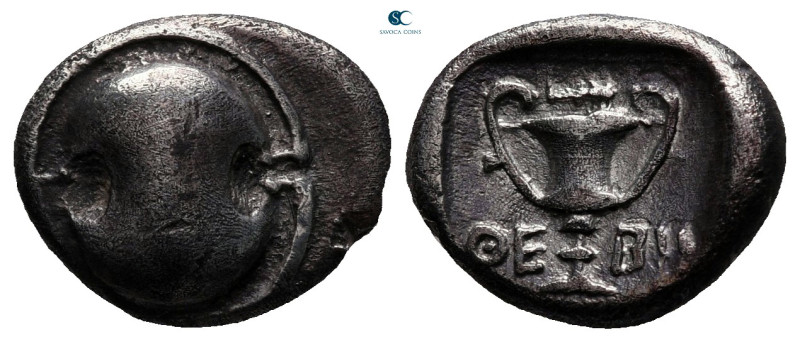 Boeotia. Thebes circa 425-375 BC. 
Hemidrachm AR

14 mm, 2,13 g

Boeotian s...