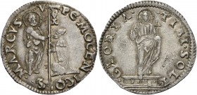 Pietro Mocenigo doge LXX, 1474-1476. Mocenigo o lira, AR 6,50 g. PE MOCEN – IGO – S – MARCVS – V S. Marco nimbato, stante a s., porge il vessillo al d...