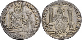 Andrea Gritti doge LXXVII, 1523-1538. Da 16 soldi, AR 4,85 g. ANDREAS – GRITI – DVX S M VENET S. Marco nimbato, seduto in trono a s., porge il vessill...
