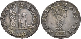 Marcantonio Trevisan doge LXXX, 1553-1554. Da 4 soldi, AR 1,09 g. M ANT TRI DVX S M VENET S. Marco nimbato, stante a s., porge il vessillo al doge gen...