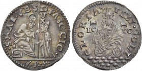 Pasquale Cicogna doge LXXXVIII, 1585-1595. Da 4 soldi, AR 1,18 g. PASC CIC – S MAR VEN S. Marco nimbato, seduto in trono a s., porge il vessillo al Do...