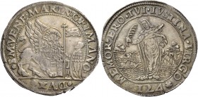 Marino Grimani doge LXXXIX, 1595-1605. Ducato da 124 soldi, AR 28,05 g. S M VENE MARIN GRIMANO – DVX Il Leone alato, a s., volto di fronte e con la za...