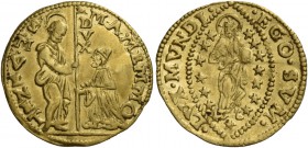 Marcantonio Memmo doge XCI, 1612-1615. Mezzo zecchino, AV 1,71 g. M A MEMMO – S M VENET S. Marco nimbato, stante a s., porge il vessillo al doge genuf...