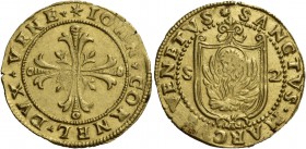 Giovanni I Corner doge XCVI, 1625-1629. Doppia, AV 6,74 g. Stella IOAN CORNEL DVX VENE Croce ornata e fiorita. Rv. + SANCTVS MARCVS VENETVS Leone in s...