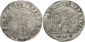 Alvise Contarini doge CVI, 1676-1684. Ducato, AR 22,68 g. S M V ALOYSIVS CONT D S. Marco nimbato, seduto a s. e benedicente, consegna il vessillo al d...