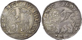 Alvise Contarini doge CVI, 1676-1684. Mezzo ducato, AR 11,29 g. S M V ALOYSI CON(inversa)T D S. Marco nimbato, seduto a s. e benedicente, consegna il ...