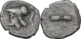 Greek Italy. Northern Apulia, Arpi. AR Diobol, 215-212 BC-. Obv. Helmeted head of Athena left. Rev. Two ears of barley. HN Italy 647; HGC 1 531. AR. 1...