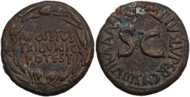 Augustus (27 BC - 14 AD). AE Dupondius, 16 BC. Obv. Legend in three lines in oak-wreath. Rev. Legend surrounding S C. RIC I (2nd ed.) 378. AE. 10.31 g...