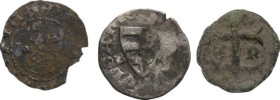 Hungary. Lot of three (3) unclassified AR Denominations; including: Denars of Carl I. Robert and Maria of Anjou, Quarting of Sigismund of Luxemburg. A...