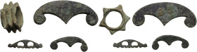 Lot of 4 bronze elements in different shapes. Celtic to Roman period.