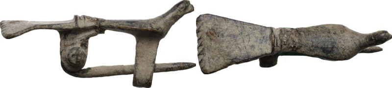 Bronze fibula in the shape as a dove. Roman period, 1st-3rd century AD. 37 mm.