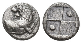 THRACE. Chersonesos. (Circa 386-338 BC). AR Diobol.
Obv: Forepart of lion right, head left.
Rev: Quadripartite incuse square, with alternating raise...
