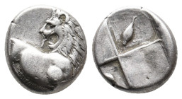 THRACE. Chersonesos. (Circa 386-338 BC). AR Hemidrachm.
Obv: Forepart of lion right, head left.
Rev: Quadripartite incuse square; barley grain in on...