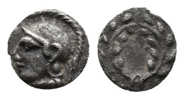AEOLİS. Elaia (Circa 450-400 BC). AR Tetartemorion.
Obv: Helmeted head of Athena left.
Rev: Wreath.
SNG Copenhagen 164.
Condition: VF.
Weight: 0....