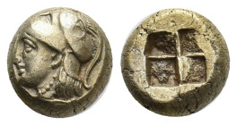 IONIA. Phokaia. (Circa 387-326 BC). EL Hekte.
Obv: Head of Athena left, wearing crested Corinthian helmet decorated with serpent; seal below.
Rev: Q...