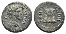 PHRYGIA, Synnada. Marcus Aurelius, 161-180 AD. AE.
Obv.: Μ ΑVΡΗΛΙΟϹ [Κ]ΑΙ.
Bare head of Marcus Aurelius, right.
Rev.: ϹVΝΝΑΔƐΩΝ.
Decorated and lig...