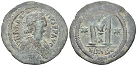 ANASTASIUS I, 491-518 AD. AE, Follis. Nikomedeia. 1st officina.
Obv: D N ANASTASIVS P P AVG.
Diademed, draped and cuirassed bust right.
Rev: Large ...