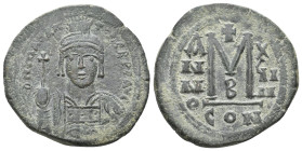 MAURICE TIBERIUS, 582-602 AD. AE, Follis. Constantinople. 2nd officina. Dated RY 19 (600-601)
Obv: D N MAVRI[C] TIЬЄR P P AV.
Frontal bust of Mauric...