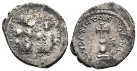 HERACLIUS, with HERACLIUS CONSTANTINE, 610-641 AD. AR, Hexagram. Constantinople.
Obv: [dd] NN [hERACLIUS ET hERA CONST].
Herakleios with short beard...