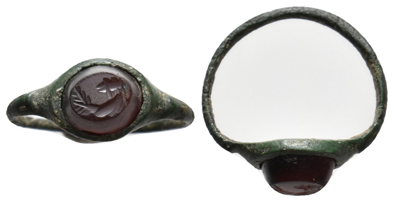 ANCIENT ROMAN BRONZE RING / GEM STONE (1ST-5TH CENTURY AD.)
Uncertain fıgure
C...