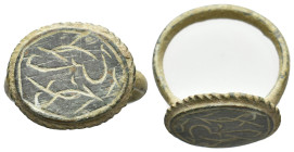 ANCIENT ISLAMIC BRONZE RING (17TH-19TH CENTURY AD.)
Condition : See picture. No return
Weight : 6.03 g